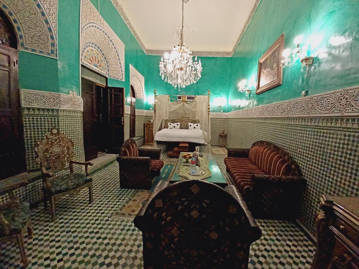 Palais Al Firdaous Hotel Fez Buitenkant foto