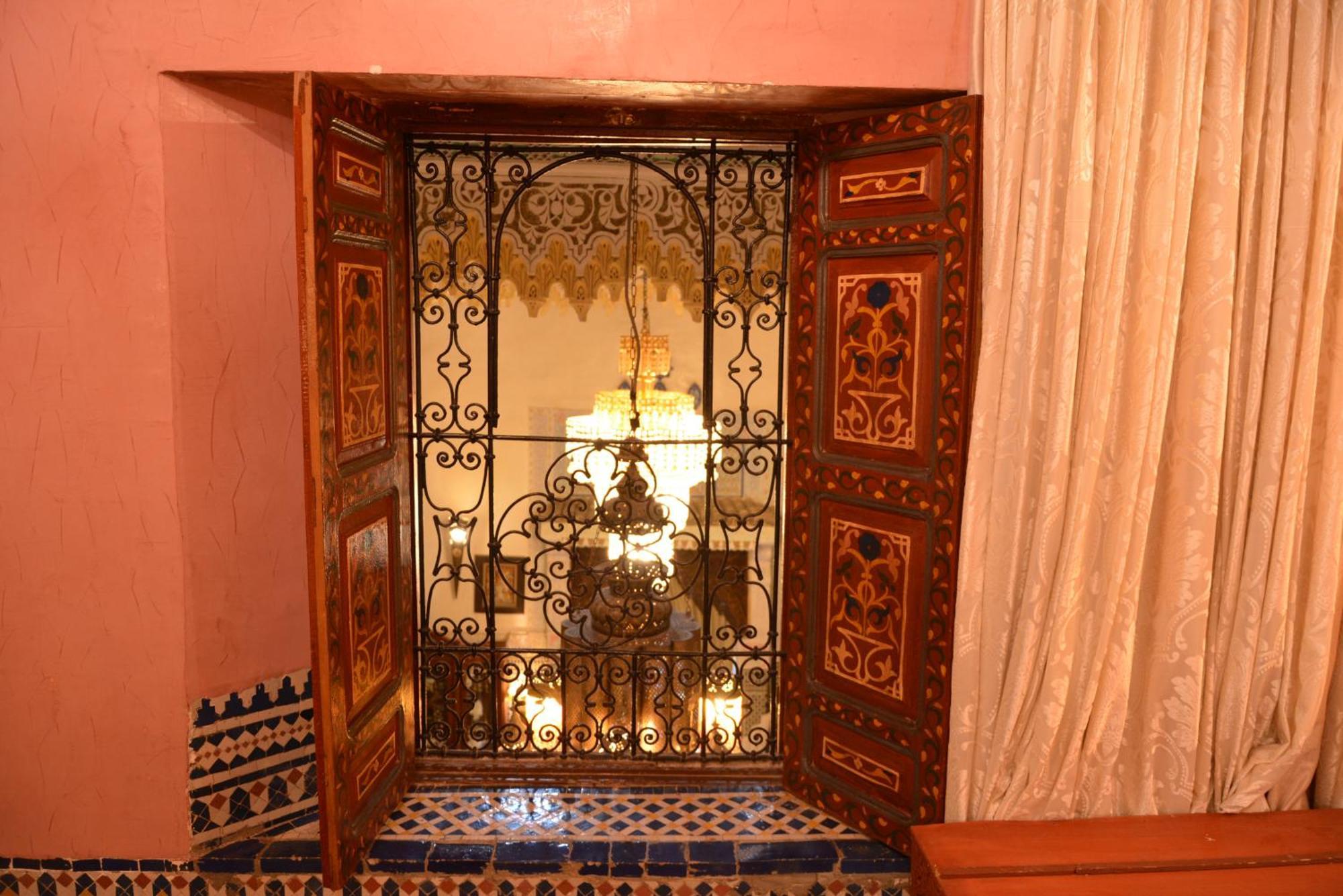 Palais Al Firdaous Hotel Fez Buitenkant foto