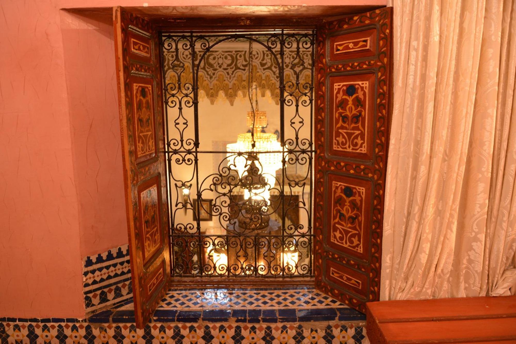 Palais Al Firdaous Hotel Fez Buitenkant foto